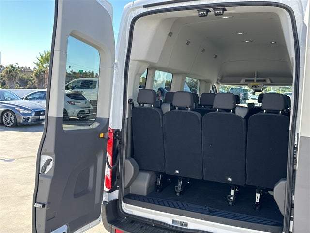 2024 Ford Transit-350 XLT