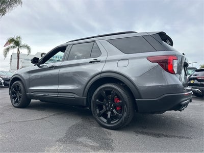 2022 Ford Explorer ST