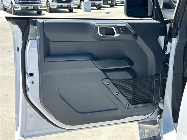 2025 Ford Bronco Outer Banks®