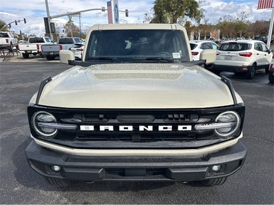 2025 Ford Bronco Outer Banks®