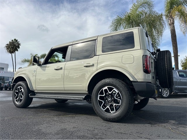 2025 Ford Bronco Outer Banks®