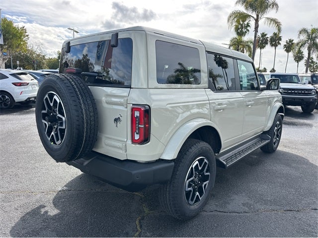 2025 Ford Bronco Outer Banks®