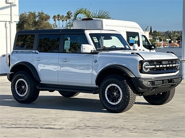 2025 Ford Bronco Outer Banks®