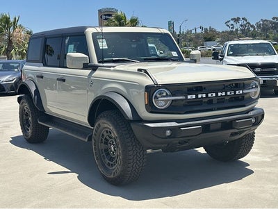 2026 Ford Bronco Outer Banks®