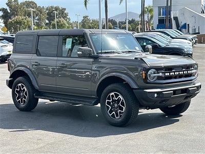 2025 Ford Bronco Outer Banks®