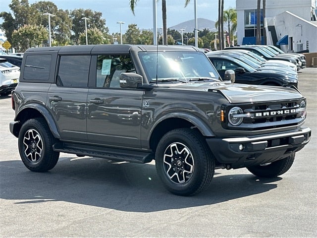 2025 Ford Bronco Outer Banks®