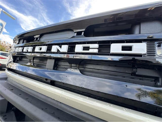 2025 Ford Bronco Outer Banks®