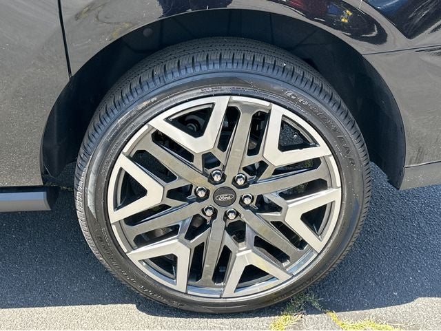 2026 Ford Expedition Max MAX Platinum®