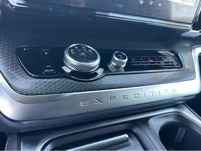 2026 Ford Expedition Platinum®
