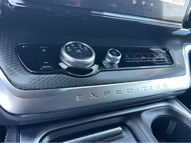 2026 Ford Expedition Platinum®