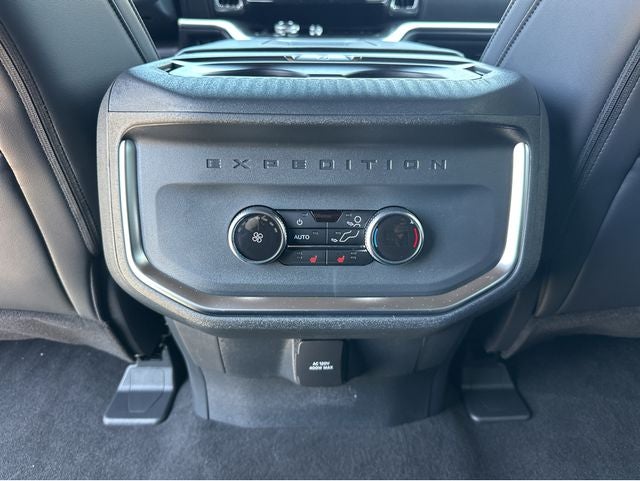2026 Ford Expedition Platinum®