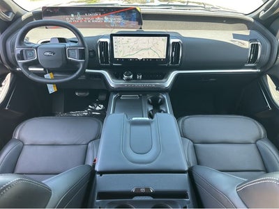2026 Ford Expedition Platinum®