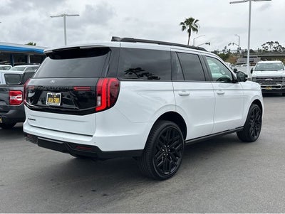 2026 Ford Expedition Platinum®