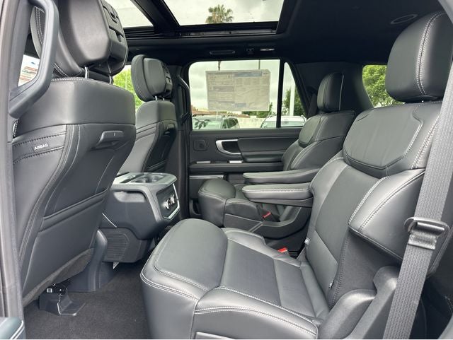 2026 Ford Expedition Platinum®