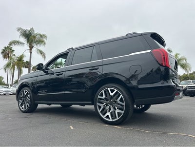2026 Ford Expedition Platinum