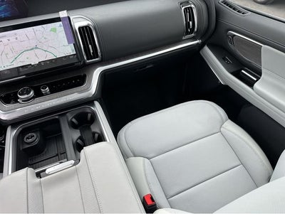 2026 Ford Expedition Platinum®