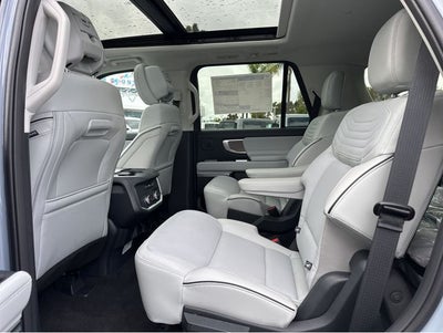 2026 Ford Expedition Platinum®