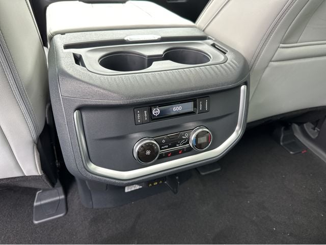 2026 Ford Expedition Platinum®