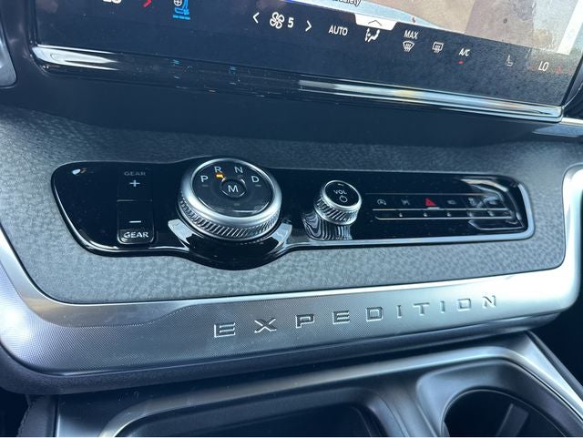 2026 Ford Expedition Tremor®