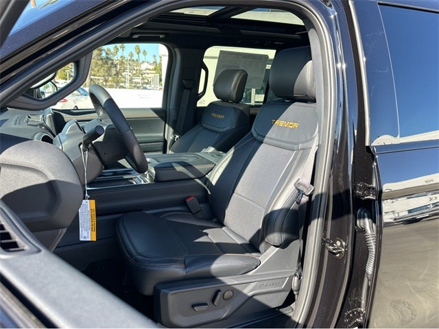 2025 Ford Expedition TREMOR®