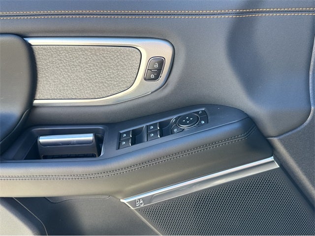 2025 Ford Expedition TREMOR®