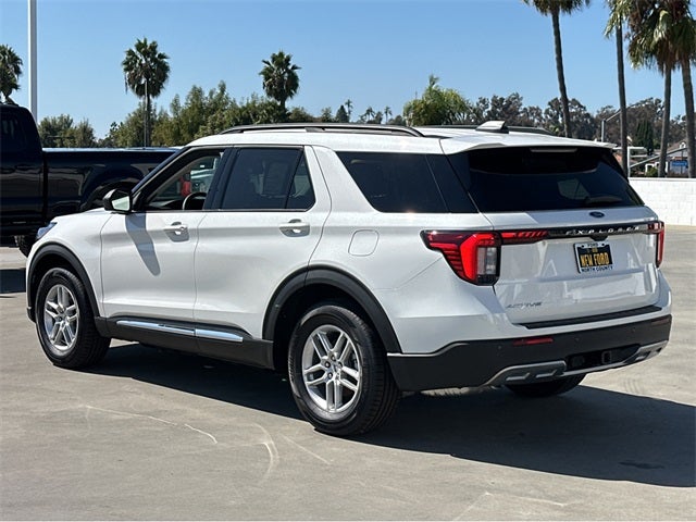 2025 Ford Explorer Active