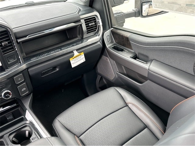 2025 Ford F-250SD F-250® Lariat®