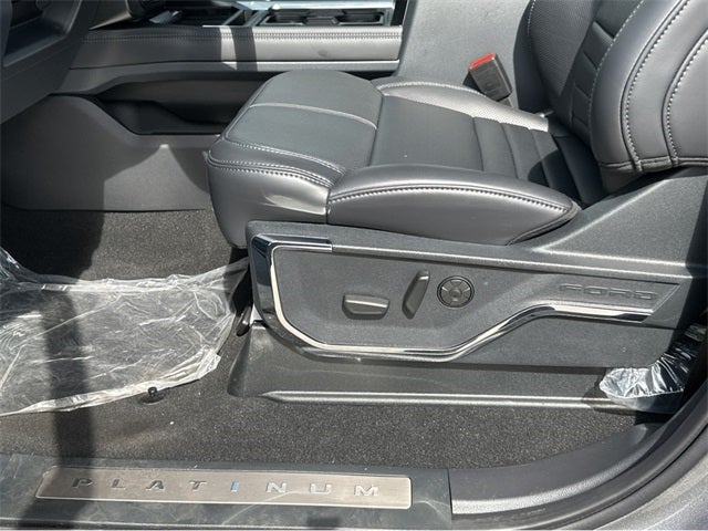 2025 Ford F-250SD F-250® Platinum®