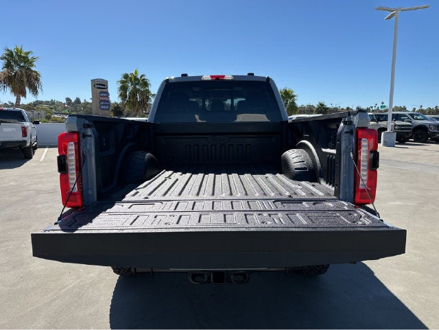 2027 Ford F-250SD F-250® Lariat®