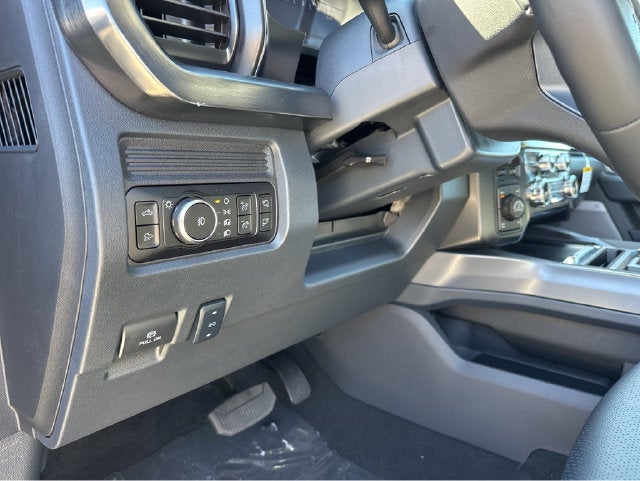 2027 Ford F-250SD F-250® Lariat®