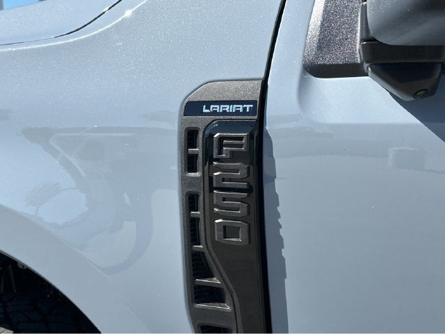 2027 Ford F-250SD F-250® Lariat®