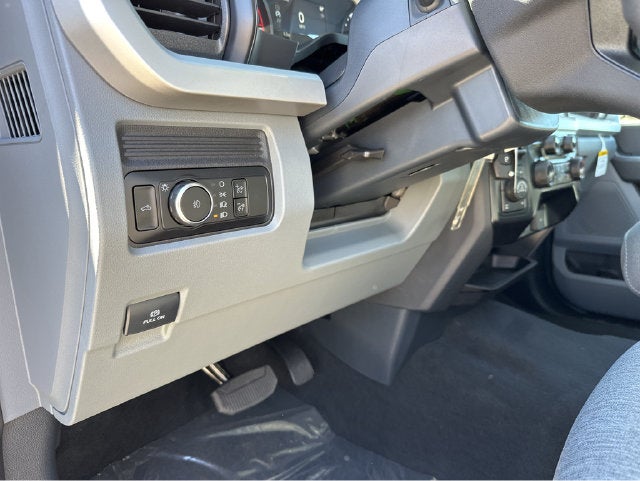 2027 Ford F-250SD F-250® XL
