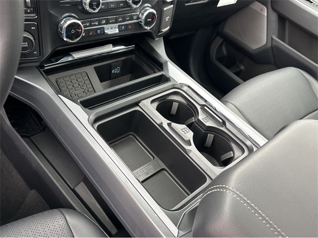 2025 Ford F-350SD F-350® Lariat®