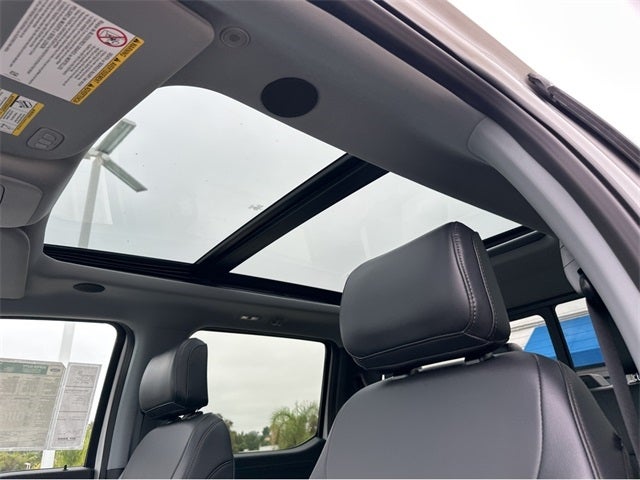 2025 Ford F-350SD F-350® Lariat®