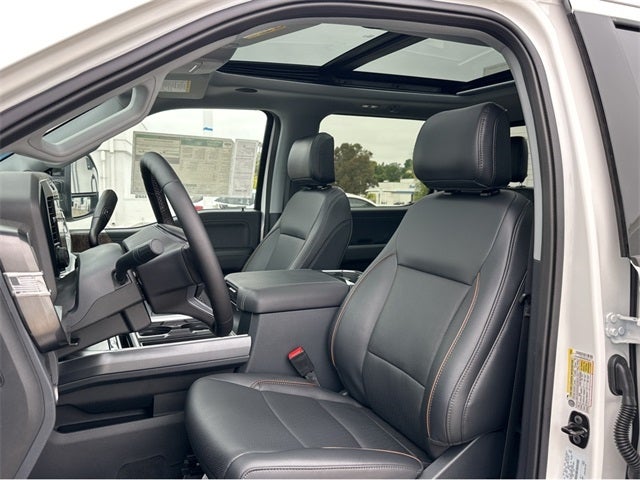 2025 Ford F-350SD F-350® Lariat®