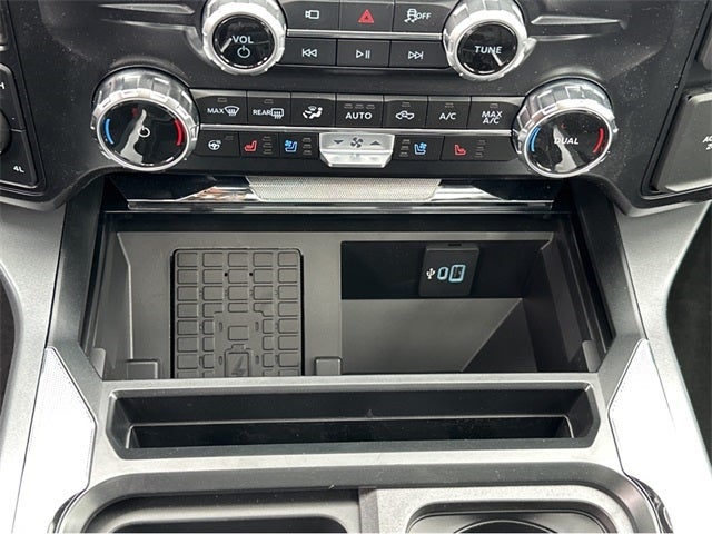 2025 Ford F-350SD F-350® Lariat®