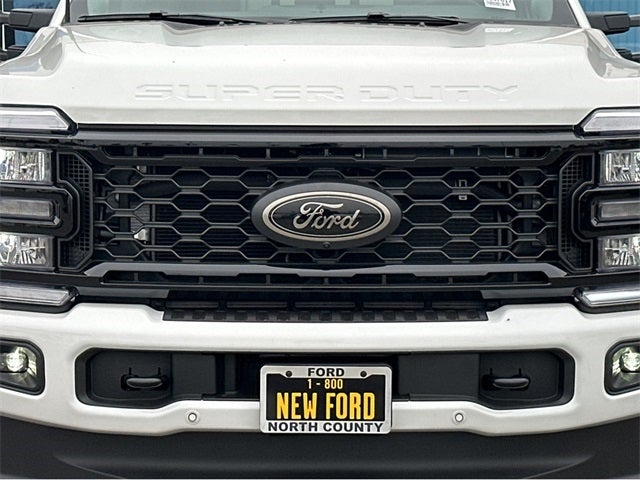 2025 Ford F-350SD F-350® Lariat®