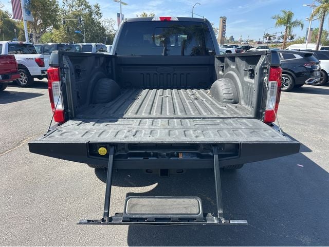 2018 Ford F-350SD Lariat Super Duty