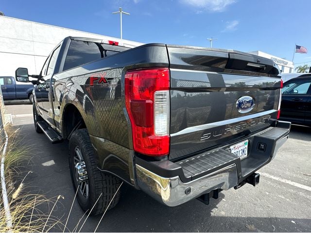 2018 Ford F-350SD Lariat Super Duty