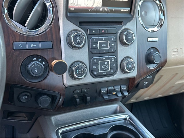 2016 Ford F-350SD Lariat Super Duty