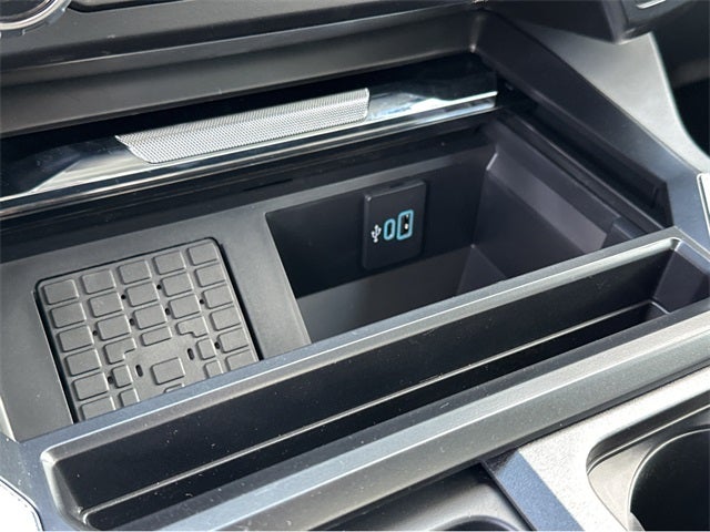 2025 Ford F-350SD F-350® Lariat®