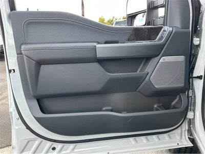 2025 Ford F-350SD F-350® Lariat®