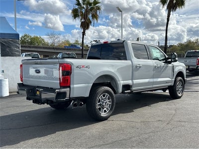 2025 Ford F-350SD F-350® Lariat®