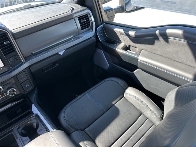 2025 Ford F-350SD F-350® Platinum®