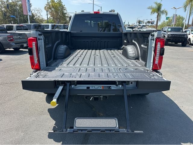 2026 Ford F-450SD F-450® Lariat®
