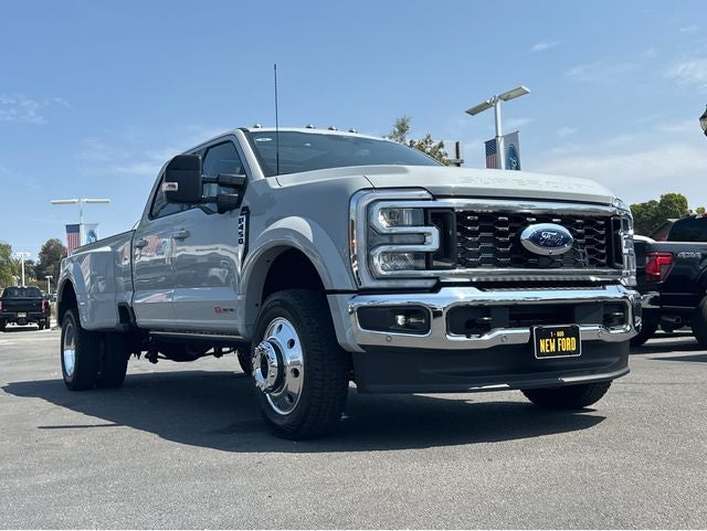 2026 Ford F-450SD F-450® Lariat®