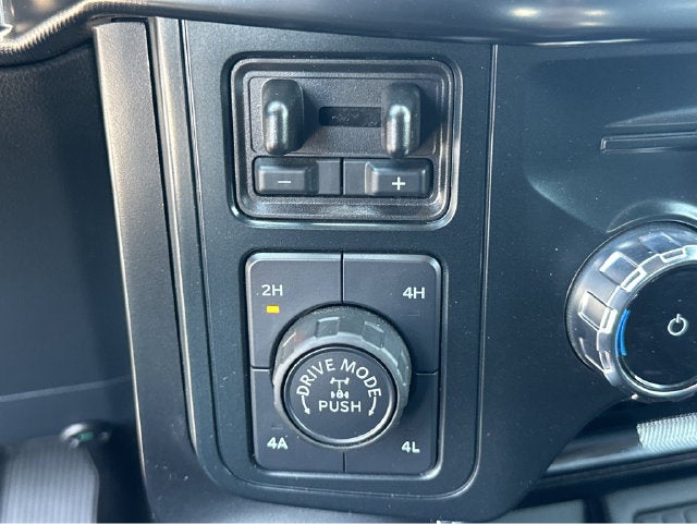 2025 Ford F-150 Base