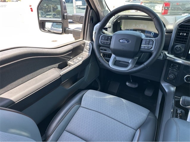 2025 Ford F-150 Lariat®