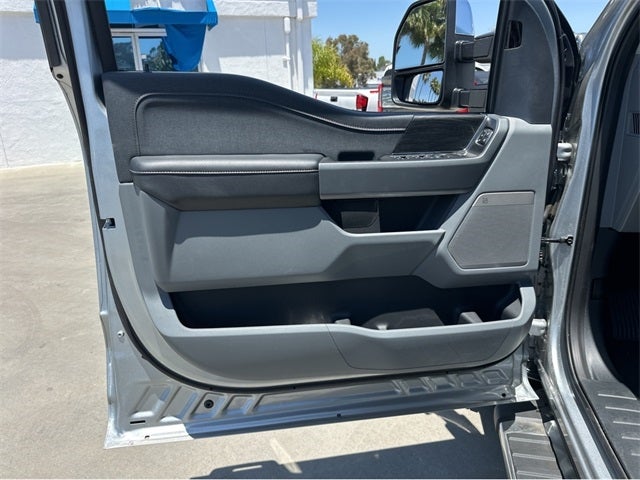 2025 Ford F-150 Lariat®