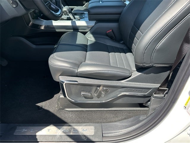 2025 Ford F-150 Platinum®